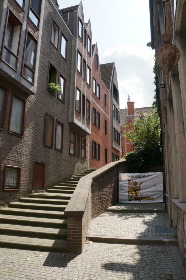 Charming Suites Jan Zonder Vrees Antwerp Exterior photo