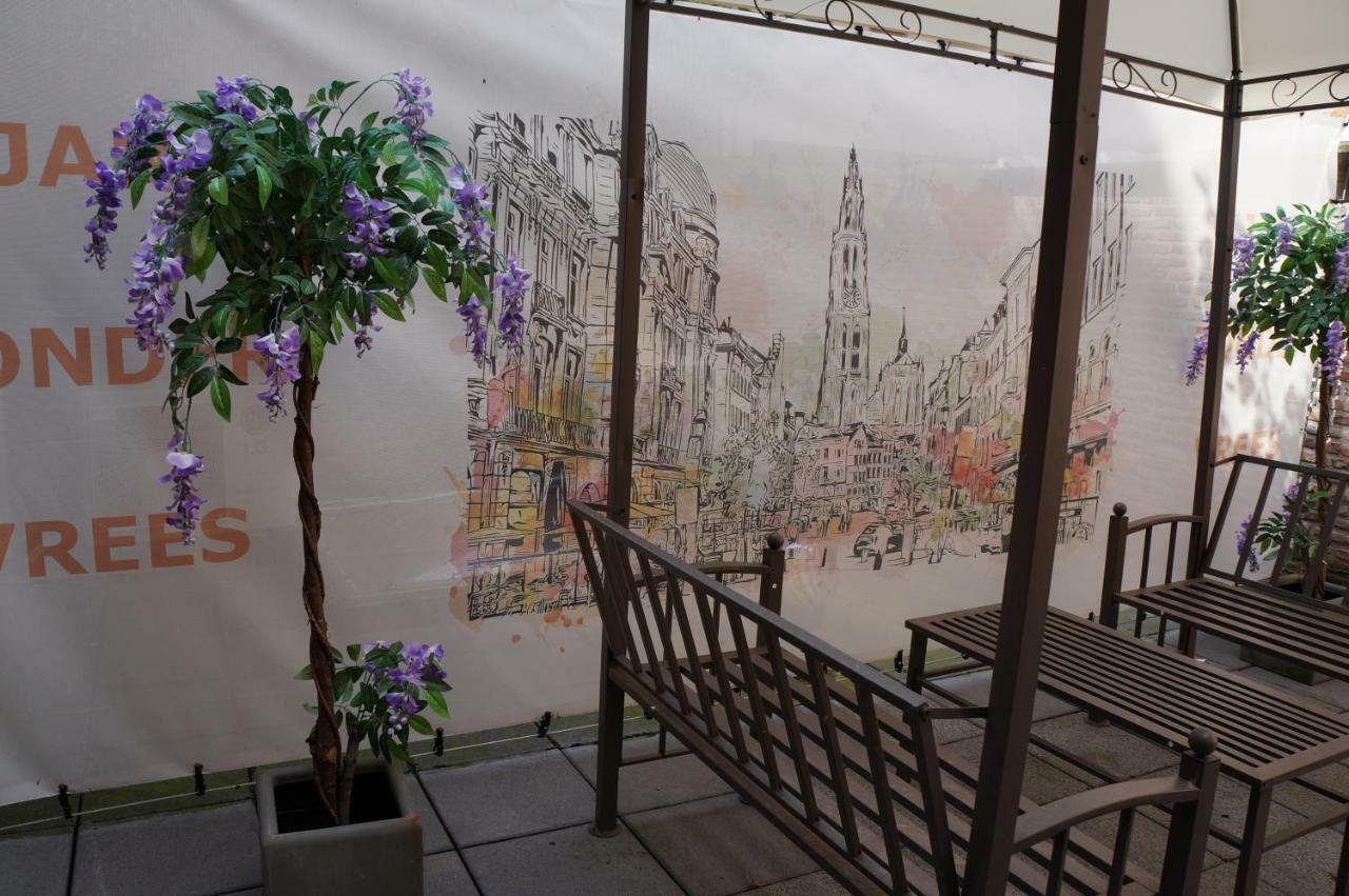 Charming Suites Jan Zonder Vrees Antwerp Exterior photo