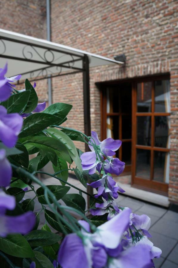 Charming Suites Jan Zonder Vrees Antwerp Exterior photo