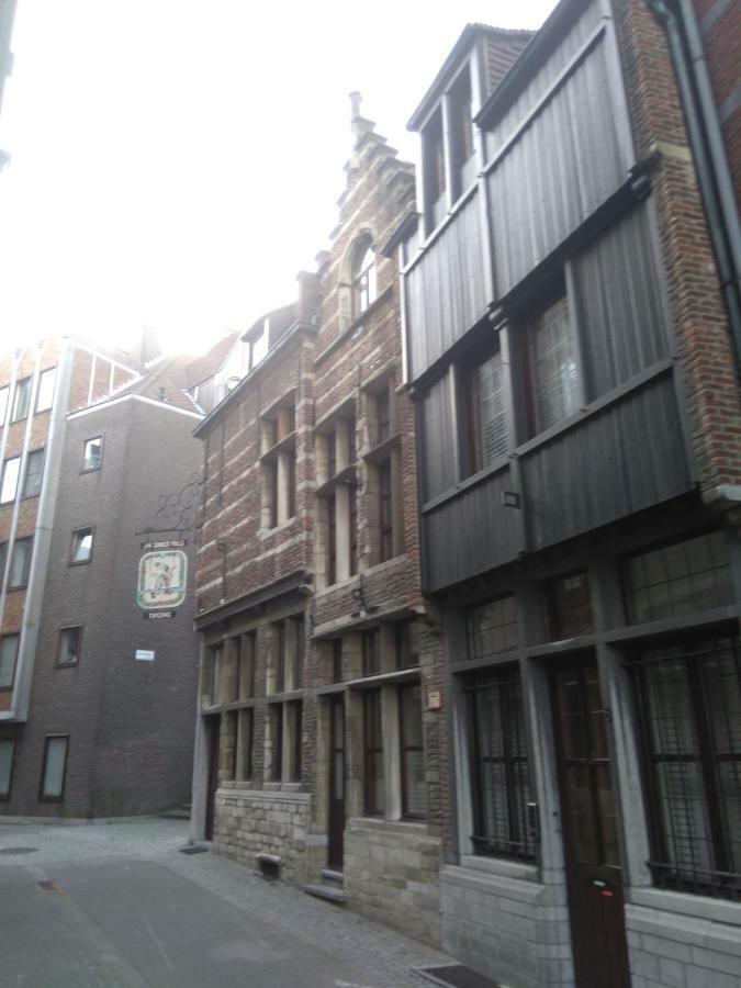 Charming Suites Jan Zonder Vrees Antwerp Exterior photo